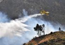 𝐀𝐥𝐠𝐞𝐫𝐢𝐚:Algeria battles intense wildfires amid heatwave